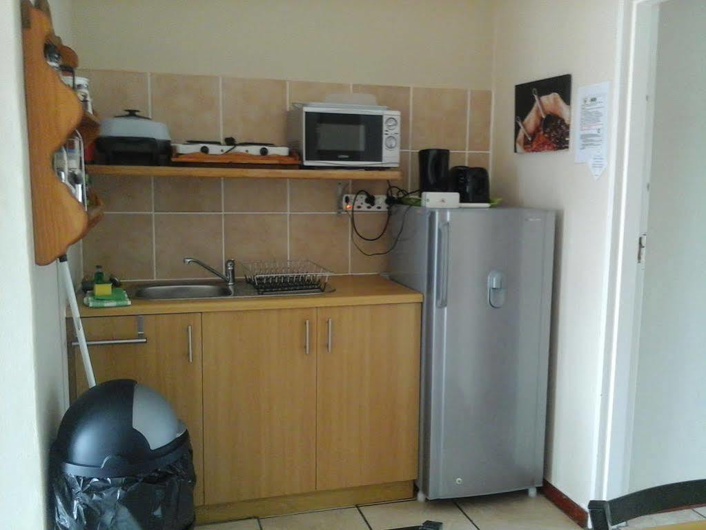 Croeso Guest House 랑게바안 외부 사진