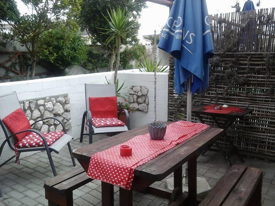 Croeso Guest House 랑게바안 외부 사진