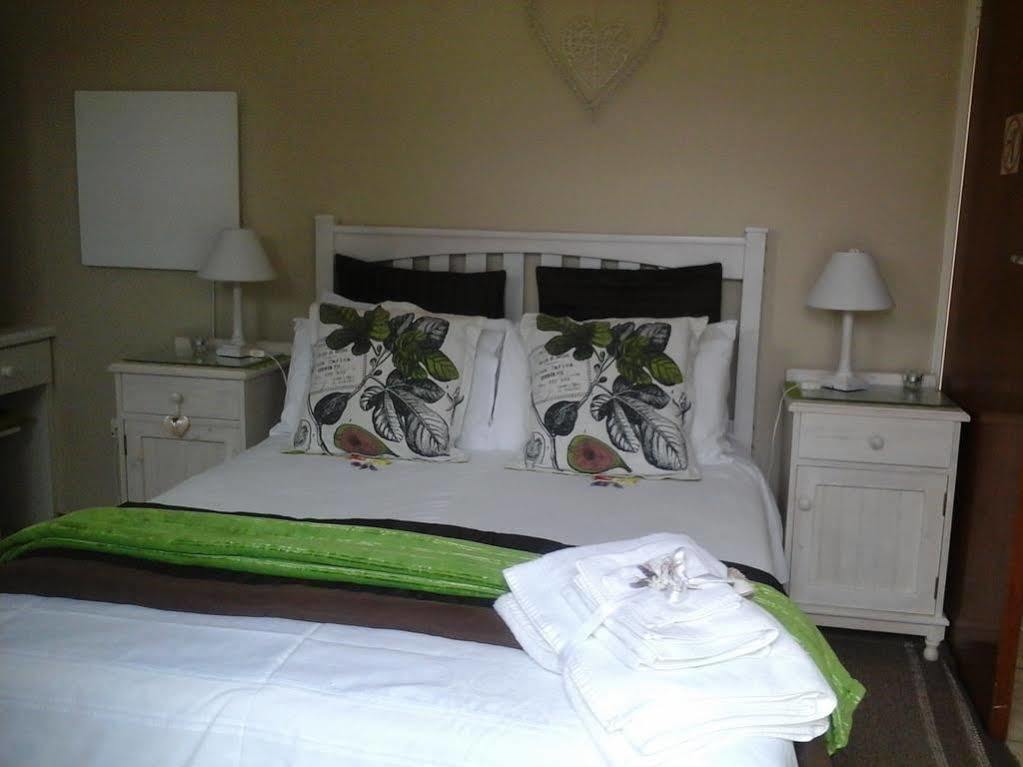 Croeso Guest House 랑게바안 외부 사진