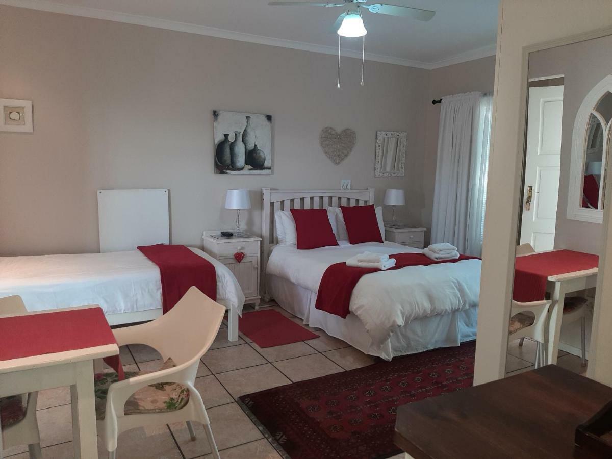 Croeso Guest House 랑게바안 외부 사진