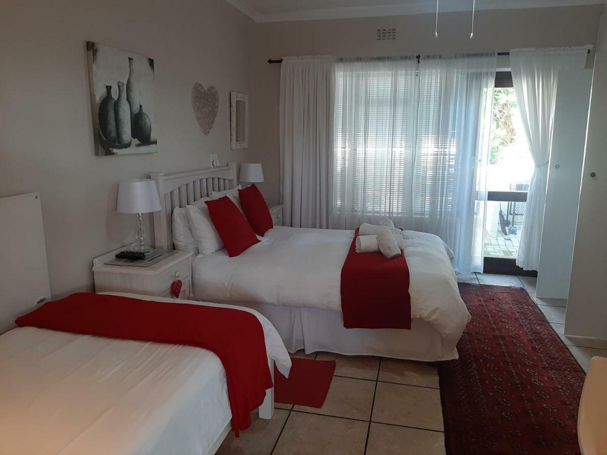 Croeso Guest House 랑게바안 외부 사진