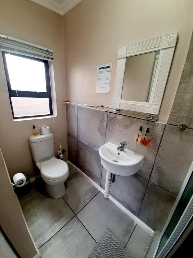 Croeso Guest House 랑게바안 외부 사진